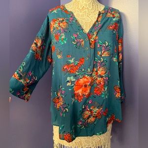 EUC Torrid Green Floral Harper Blouse Plus Size 1X